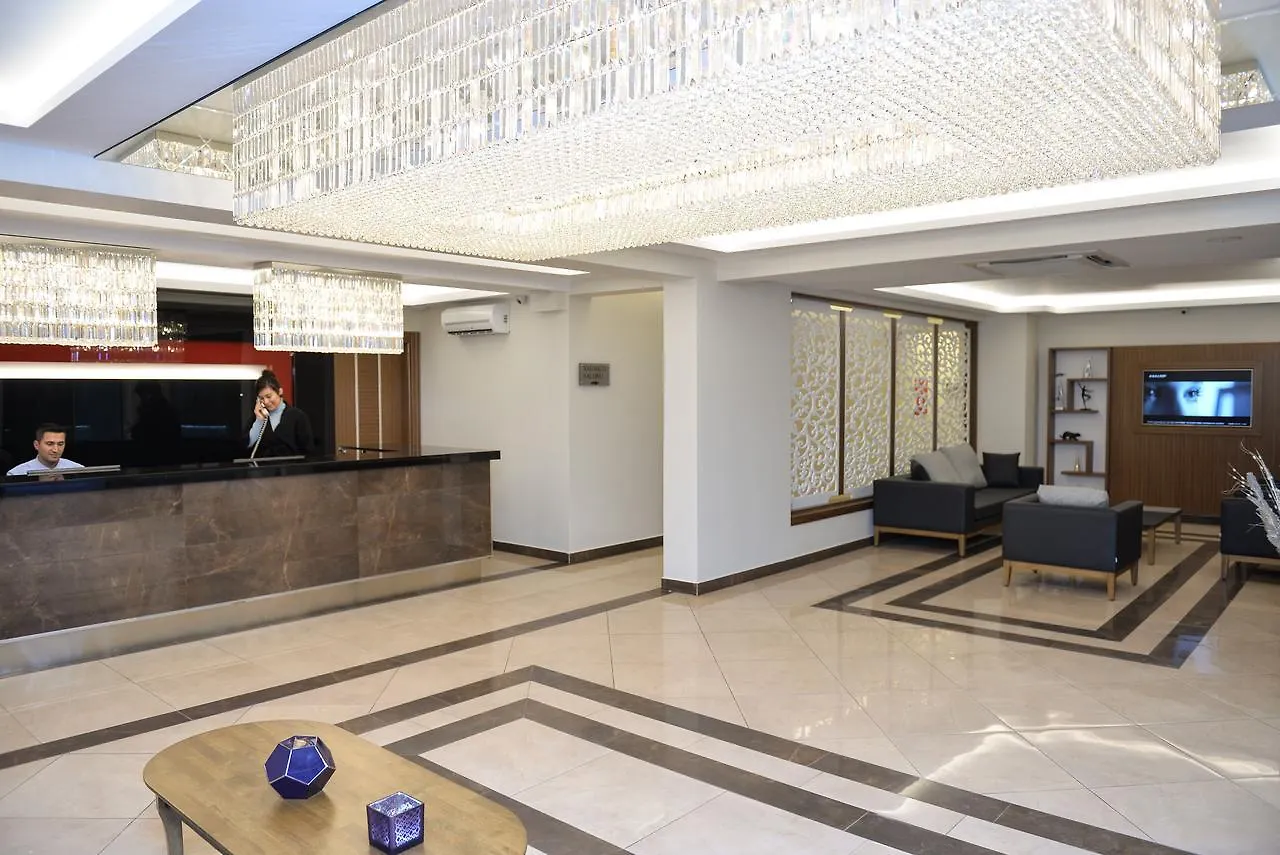 Tuna Otel Rezi̇Dans Gulagzi Turkey